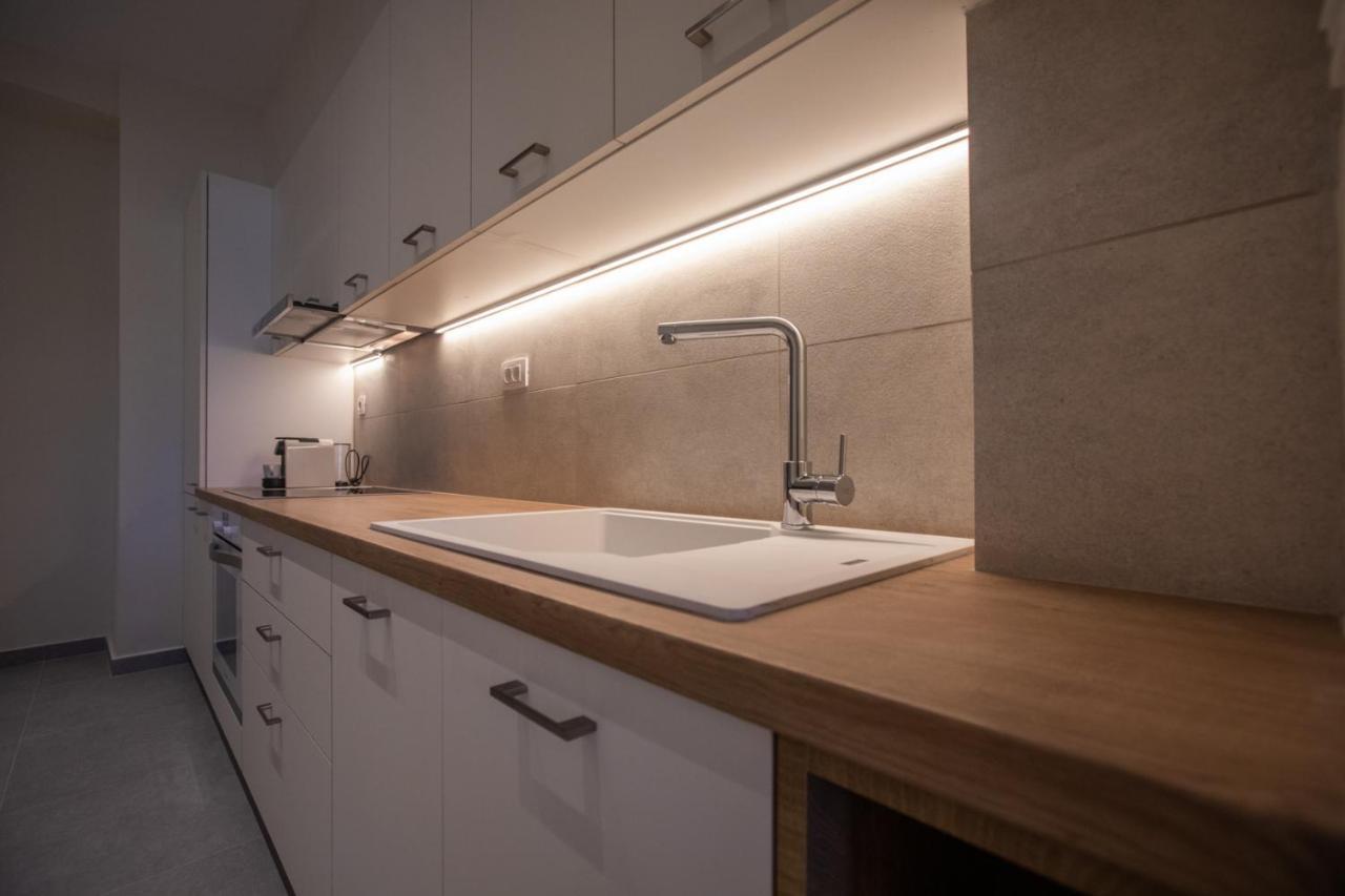 Anemelia Luxury Apartments Argostoli  Eksteriør bilde