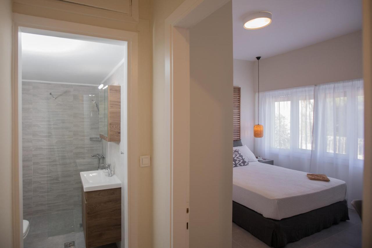 Anemelia Luxury Apartments Argostoli  Eksteriør bilde